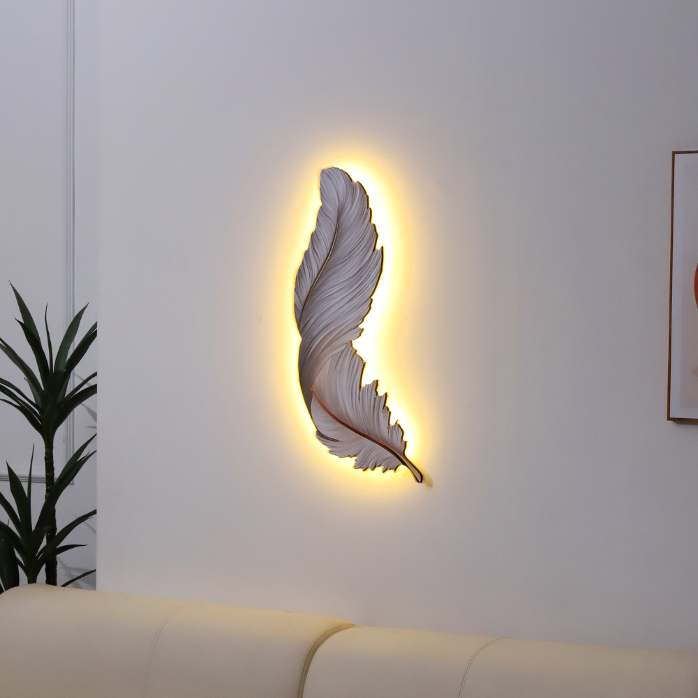 Serenoria Feather-Inspired Wall Light – Remote Controlled, USB Powered